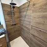 L'escale En Othe Avec Jacuzzi Apartment Estissac
