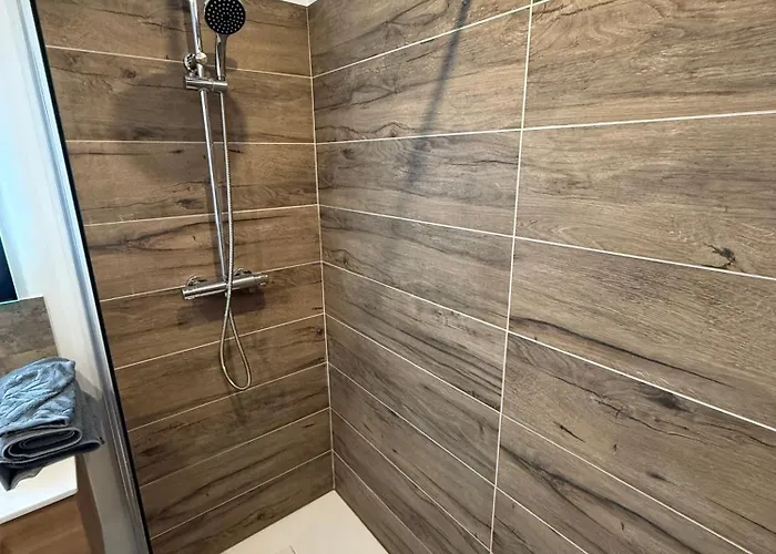 L'escale En Othe Avec Jacuzzi Apartmán Estissac