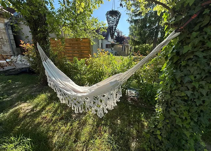 L'escale En Othe Avec Jacuzzi Apartmán